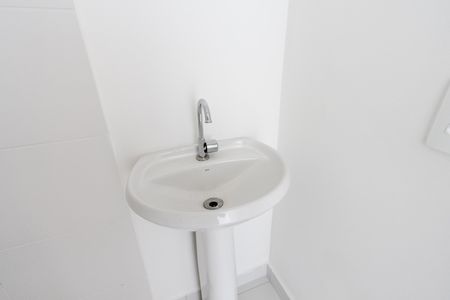 Apartamento para alugar com 35m², 2 quartos e sem vaga Apartamento para alugar com 35m², 2 quartos e sem vagaBanheiro