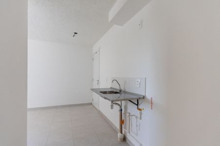 Apartamento para alugar com 35m², 2 quartos e sem vaga Apartamento para alugar com 35m², 2 quartos e sem vagaCozinha e Área de Serviço