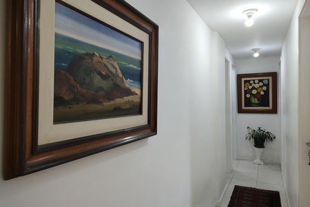 Apartamento à venda com 114m², 4 quartos e 2 vagas Apartamento à venda com 114m², 4 quartos e 2 vagasCorredor