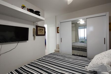 Apartamento à venda com 114m², 4 quartos e 2 vagas Apartamento à venda com 114m², 4 quartos e 2 vagasQuarto 1 - Suíte