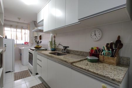 Apartamento à venda com 114m², 4 quartos e 2 vagas Apartamento à venda com 114m², 4 quartos e 2 vagasCozinha - Armários