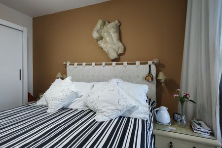 Apartamento à venda com 114m², 4 quartos e 2 vagas Apartamento à venda com 114m², 4 quartos e 2 vagasQuarto 1 - Suíte