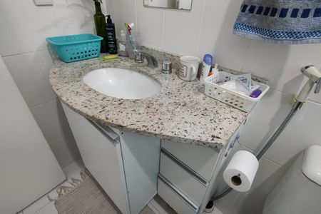 Apartamento à venda com 114m², 4 quartos e 2 vagas Apartamento à venda com 114m², 4 quartos e 2 vagasBanheiro da Suíte 2