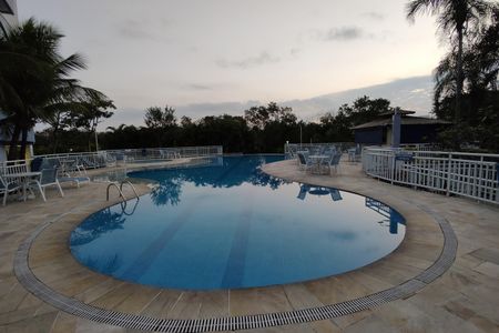 Apartamento à venda com 114m², 4 quartos e 2 vagas Apartamento à venda com 114m², 4 quartos e 2 vagasÁrea comum - Piscina