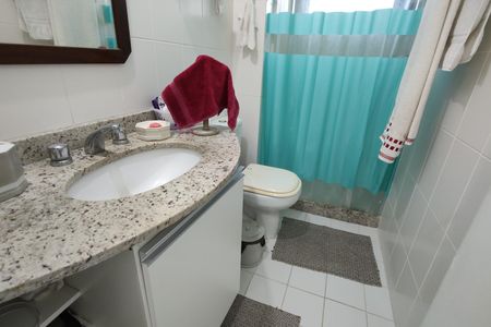 Apartamento à venda com 114m², 4 quartos e 2 vagas Apartamento à venda com 114m², 4 quartos e 2 vagasBanheiro da Suíte 3