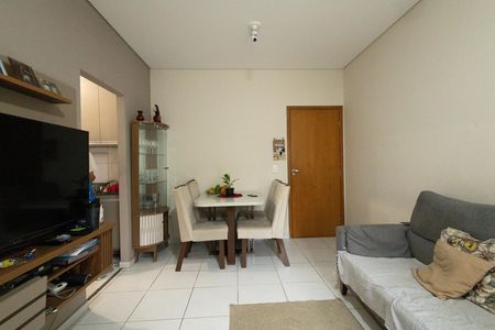 Apartamento para alugar com 50m², 2 quartos e 1 vaga Apartamento para alugar com 50m², 2 quartos e 1 vagaSala