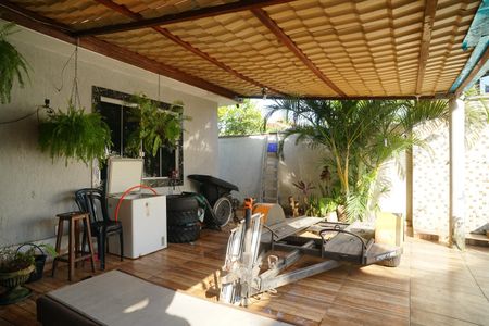 Casa para alugar com 480m², 3 quartos e 5 vagas Casa para alugar com 480m², 3 quartos e 5 vagasVaranda