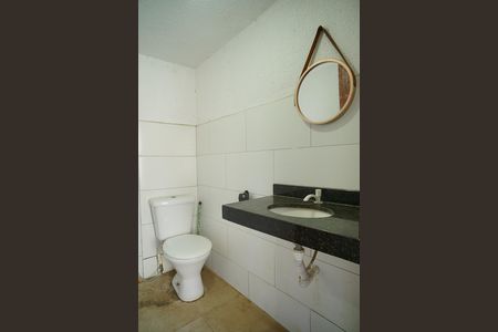 Casa para alugar com 480m², 3 quartos e 5 vagas Casa para alugar com 480m², 3 quartos e 5 vagasBanheiro de serviço