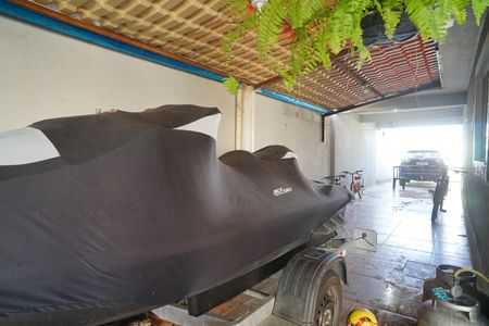 Garagem de casa para alugar com 3 quartos, 420m² em Itaipuaçu, Maricá