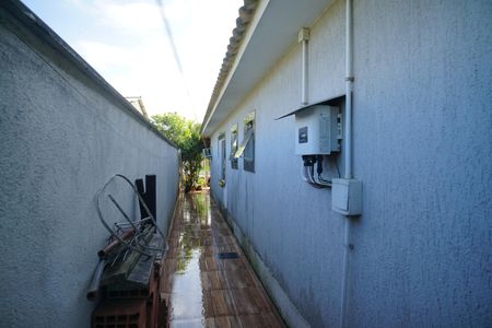 Quintal de casa para alugar com 3 quartos, 420m² em Itaipuaçu, Maricá