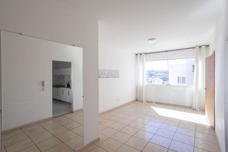 Sala  de apartamento para alugar com 2 quartos, 62m² em Arvoredo, Contagem