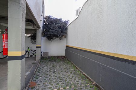 Garagem de apartamento para alugar com 2 quartos, 62m² em Arvoredo, Contagem