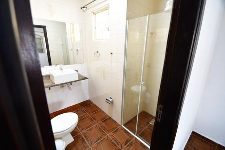 Casa para alugar com 250m², 3 quartos e 4 vagasBanheiro Suíte