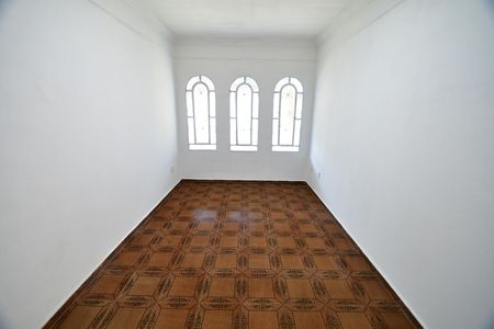 Casa para alugar com 250m², 3 quartos e 4 vagasSala