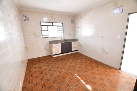 Cozinha de casa para alugar com 3 quartos, 250m² em Parque Taquaral, Campinas