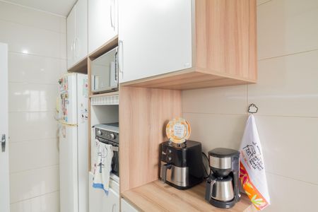 Cozinha de apartamento à venda com 2 quartos, 47m² em Vila Carrão, São Paulo