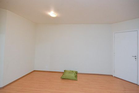Apartamento à venda com 48m², 2 quartos e 1 vaga Apartamento à venda com 48m², 2 quartos e 1 vagaSala