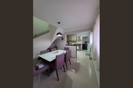 Casa para alugar com 168m², 3 quartos e 2 vagas Casa para alugar com 168m², 3 quartos e 2 vagasCozinha