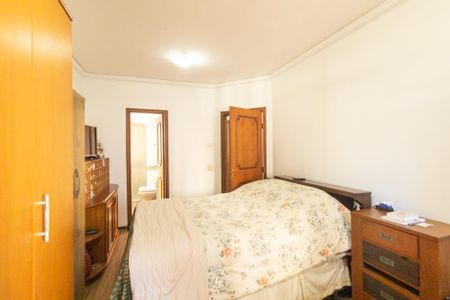 Apartamento à venda com 166m², 4 quartos e 2 vagas Apartamento à venda com 166m², 4 quartos e 2 vagasQuarto 4 - Suíte