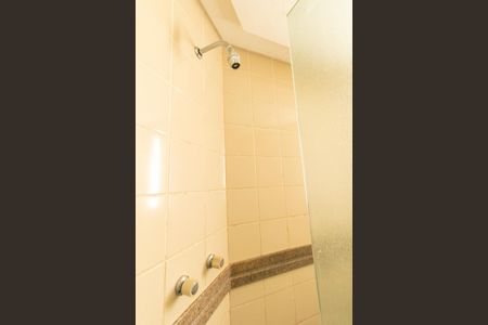Apartamento à venda com 166m², 4 quartos e 2 vagas Apartamento à venda com 166m², 4 quartos e 2 vagasBanheiro da Suite