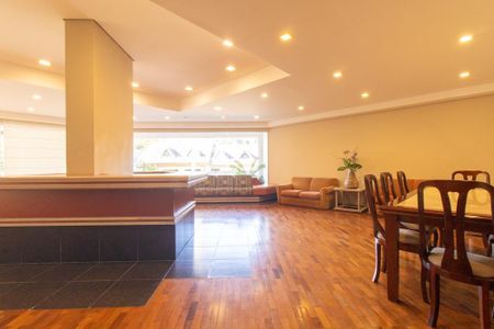Apartamento à venda com 166m², 4 quartos e 2 vagas Apartamento à venda com 166m², 4 quartos e 2 vagasÁrea comum - Salão de festas