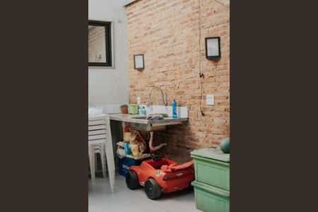 Casa à venda com 300m², 2 quartos e 3 vagas