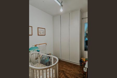 Casa à venda com 300m², 2 quartos e 3 vagas
