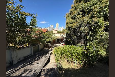 Área externa de casa à venda com 2 quartos, 300m² em Santa Tereza, Belo Horizonte