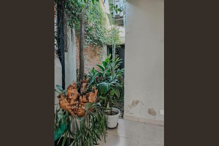 Casa à venda com 300m², 2 quartos e 3 vagas