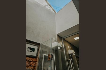 Casa à venda com 300m², 2 quartos e 3 vagas