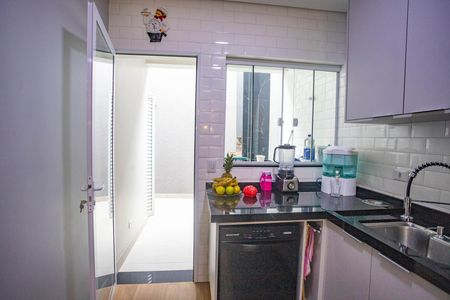 Casa para alugar com 120m², 2 quartos e 2 vagas Casa para alugar com 120m², 2 quartos e 2 vagasCozinha