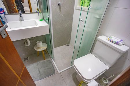 Casa para alugar com 120m², 2 quartos e 2 vagas Casa para alugar com 120m², 2 quartos e 2 vagasBanheiro da suíte