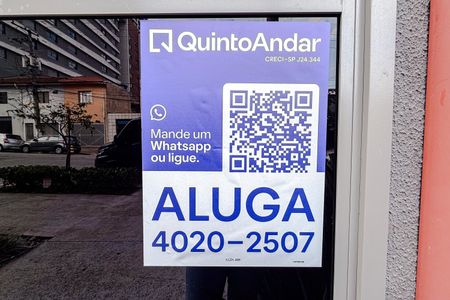 Studio à venda com 29m², 1 quarto e sem vaga Studio à venda com 29m², 1 quarto e sem vagaPlaquinha