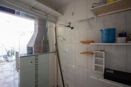 Apartamento à venda com 114m², 3 quartos e 2 vagas Apartamento à venda com 114m², 3 quartos e 2 vagasÁrea de Serviço