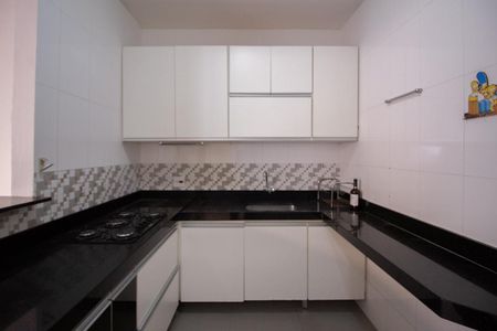 Apartamento à venda com 114m², 3 quartos e 2 vagas Apartamento à venda com 114m², 3 quartos e 2 vagasCozinha