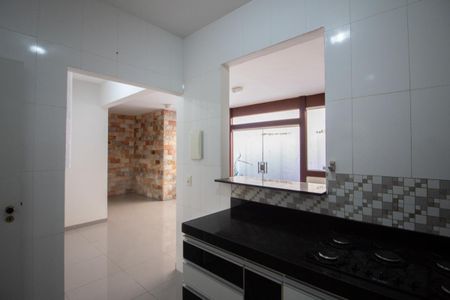 Apartamento à venda com 114m², 3 quartos e 2 vagas Apartamento à venda com 114m², 3 quartos e 2 vagasCozinha