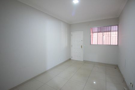 Apartamento à venda com 114m², 3 quartos e 2 vagas Apartamento à venda com 114m², 3 quartos e 2 vagasSala