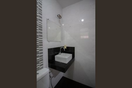 Apartamento à venda com 114m², 3 quartos e 2 vagas Apartamento à venda com 114m², 3 quartos e 2 vagasBanheiro da Suíte