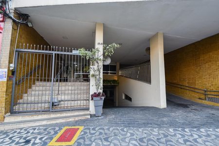 Apartamento à venda com 44m², 1 quarto e sem vaga Apartamento à venda com 44m², 1 quarto e sem vagaFachada