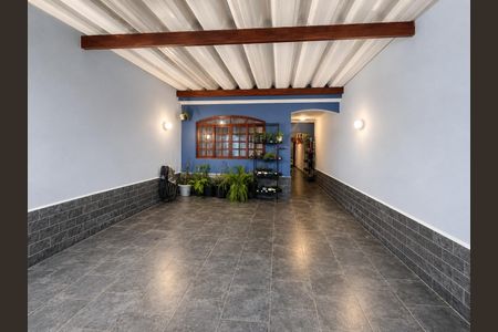 Garagem de casa à venda com 3 quartos, 146m² em Conjunto Residencial Pombeva, São Bernardo do Campo
