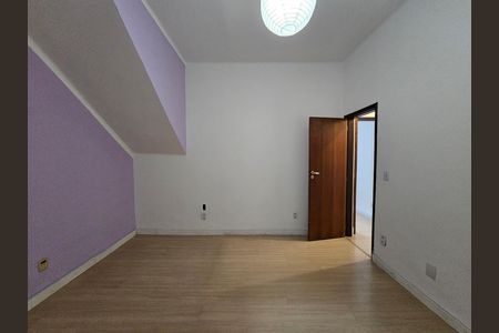 Casa para alugar com 140m², 3 quartos e 5 vagas Casa para alugar com 140m², 3 quartos e 5 vagasQuarto 2