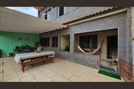 Casa para alugar com 140m², 3 quartos e 5 vagas Casa para alugar com 140m², 3 quartos e 5 vagasQuintal