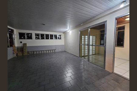 Casa para alugar com 140m², 3 quartos e 5 vagas Casa para alugar com 140m², 3 quartos e 5 vagasTerraço