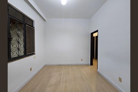 Sala de casa para alugar com 3 quartos, 140m² em Edson Passos, Mesquita
