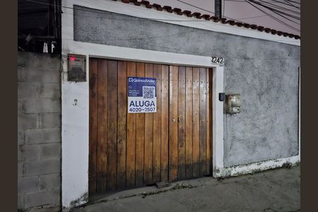 Casa para alugar com 140m², 3 quartos e 5 vagas Casa para alugar com 140m², 3 quartos e 5 vagasFachada