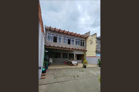 Quintal de casa para alugar com 3 quartos, 140m² em Edson Passos, Mesquita