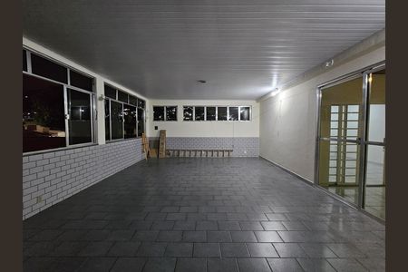 Casa para alugar com 140m², 3 quartos e 5 vagas Casa para alugar com 140m², 3 quartos e 5 vagasTerraço