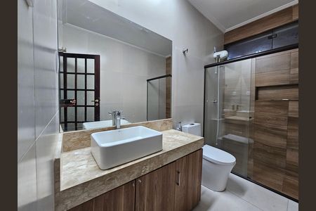 Casa para alugar com 140m², 3 quartos e 5 vagas Casa para alugar com 140m², 3 quartos e 5 vagasBanheiro da Suíte