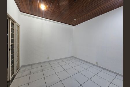 Casa para alugar com 140m², 3 quartos e 5 vagas Casa para alugar com 140m², 3 quartos e 5 vagasQuarto 3