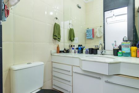 Banheiro Superior de casa de condomínio para alugar com 2 quartos, 92m² em Conjunto Residencial Vista Verde, São Paulo